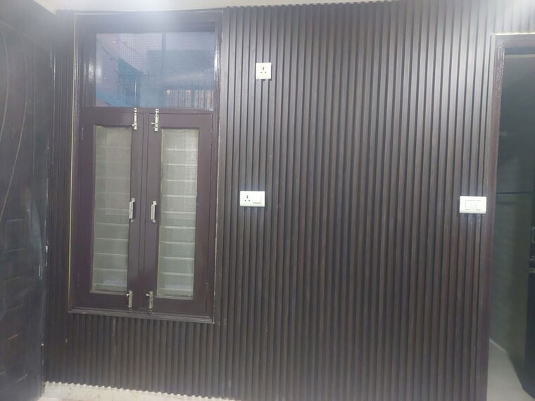 Bathroom, sector 46 2 Bedroom 190 Sq.Yd. Builder Floor In Sector 46 Gurgaon 9819613