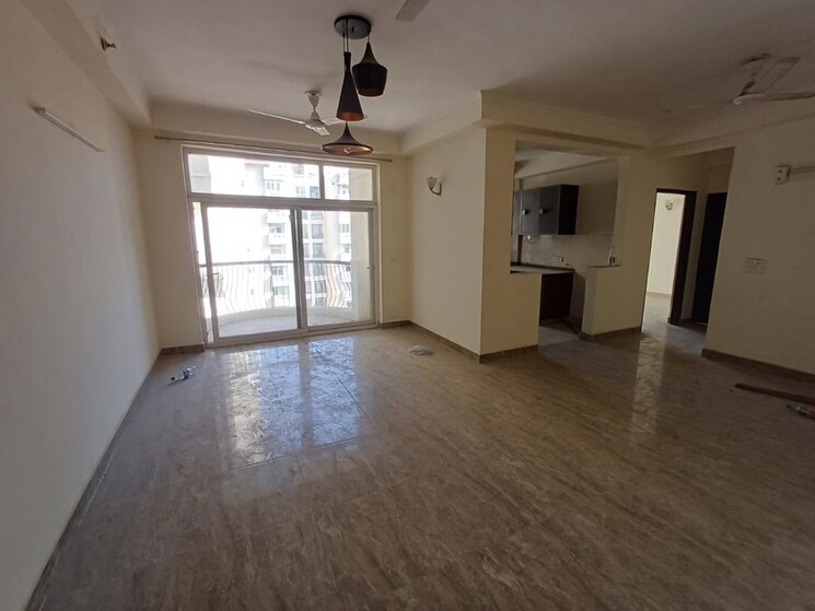 Room, amrapali-zodiac 2 Bedroom 1075 Sq.Ft. Apartment In Sector 120 Noida 9819637