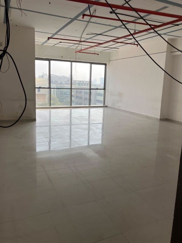 Room, nyati-empress Commercial Office Space 680 Sq.Ft. In Viman Nagar Pune 9819588