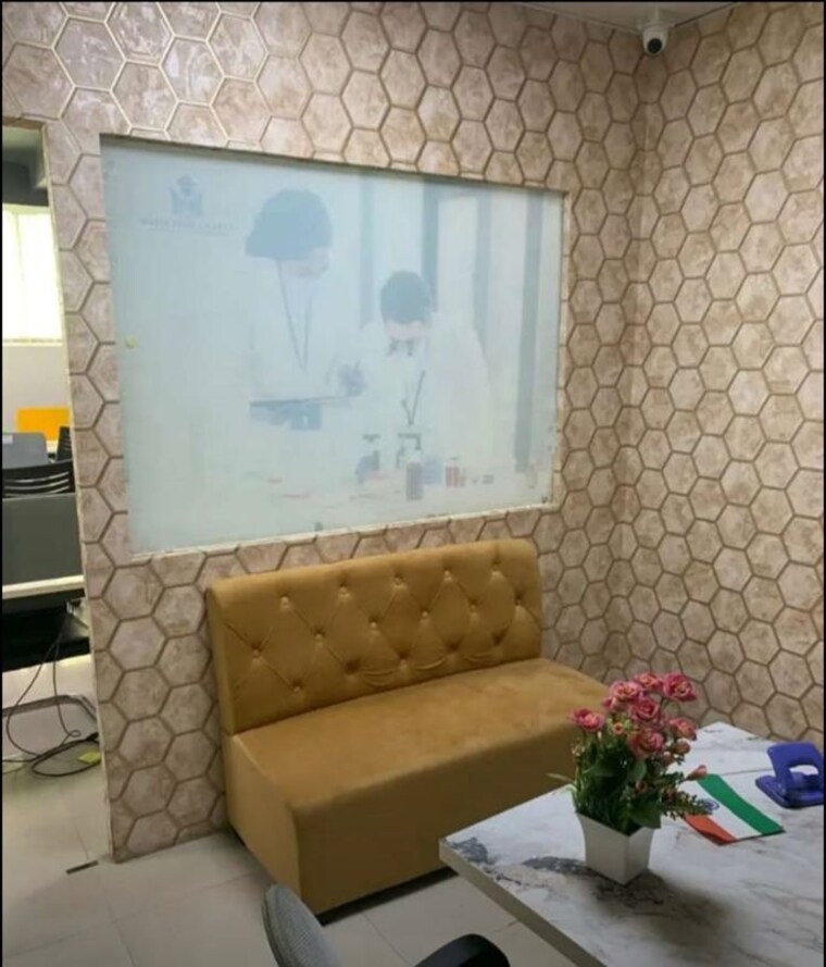 Living Room, butler colony Commercial Office Space 1400 Sq.Ft. In Butler Colony Lucknow 9819644