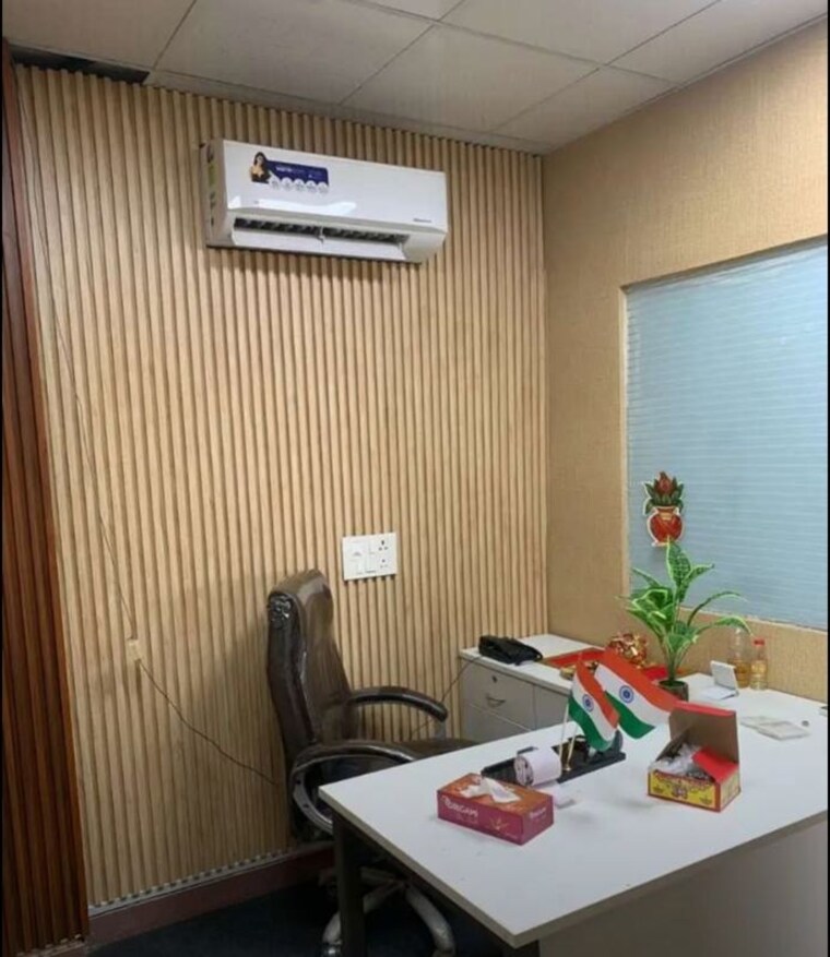 Team Area, butler colony Commercial Office Space 1400 Sq.Ft. In Butler Colony Lucknow 9819644