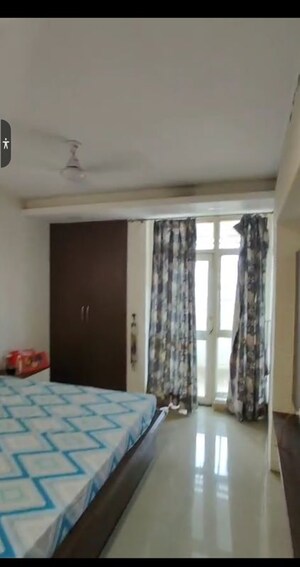 Room in 3.5 BHK Apartment at Paarth Aadyant, Gomti Nagar – for Rent
