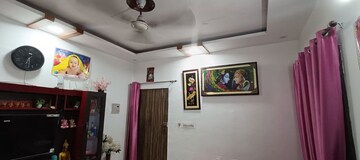 Bedroom in 1.5 BHK Apartment at Gomti Nagar – for Rent