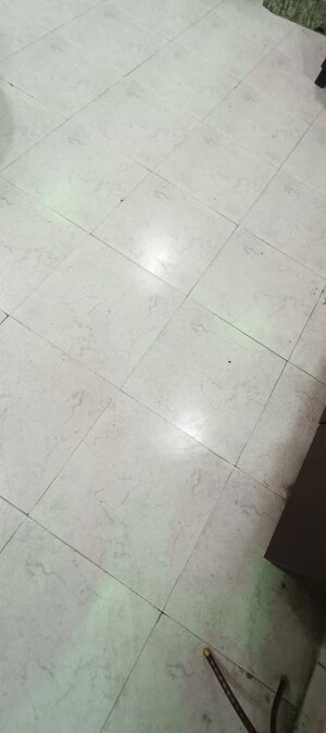 Bathroom in 1.5 BHK Apartment at Gomti Nagar – for Rent