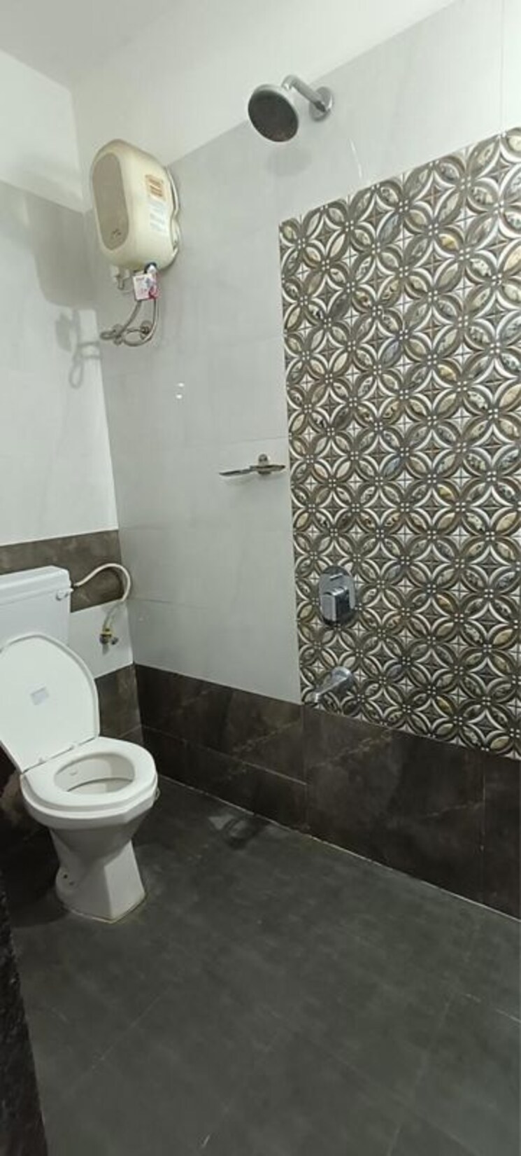 Bathroom, kesar-tree-town 1 Bedroom 620 Sq.Ft. Apartment In Moshi Pune 9819643