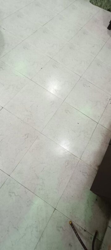 Bathroom in 1.5 BHK Apartment at Gomti Nagar – for Rent