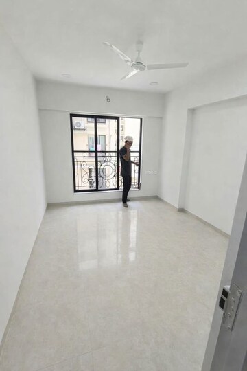 Room in 1 BHK Apartment at Mohid Mahakali Hills, Andheri East – for Sale