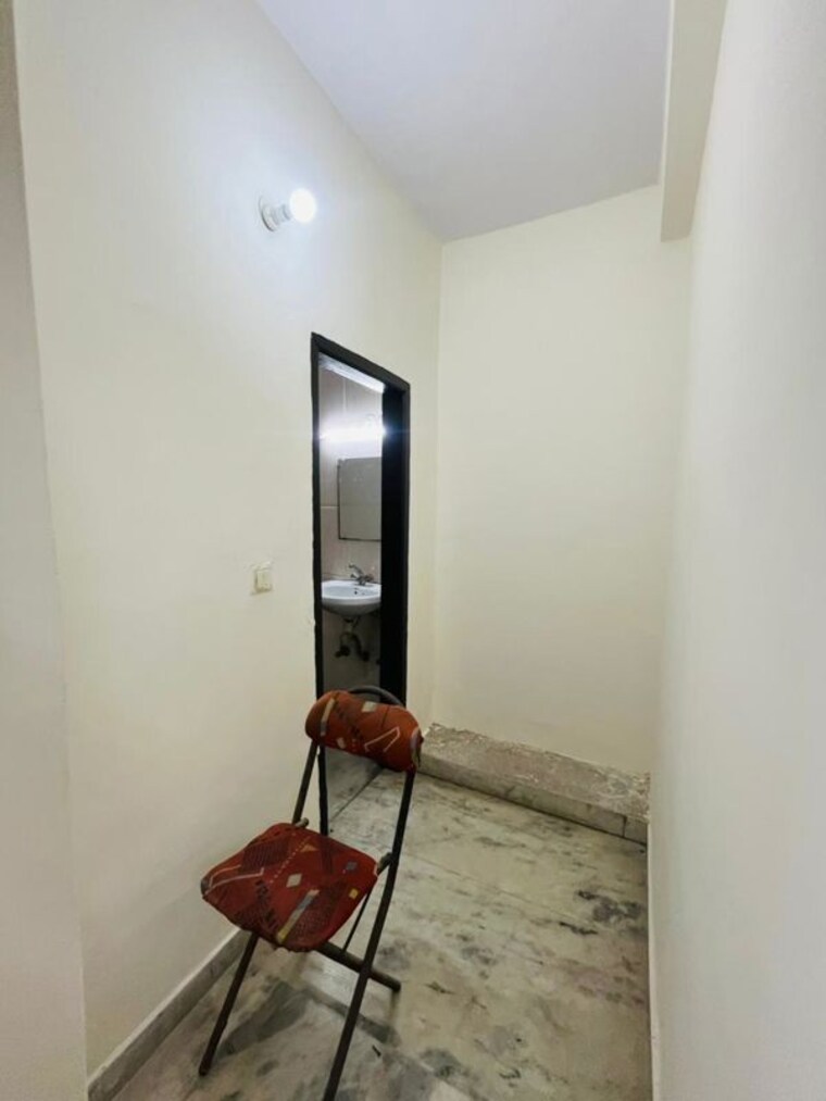 undefined, malviya nagar 2 Bedroom 900 Sq.Ft. Builder Floor In Malviya Nagar Delhi 9819685