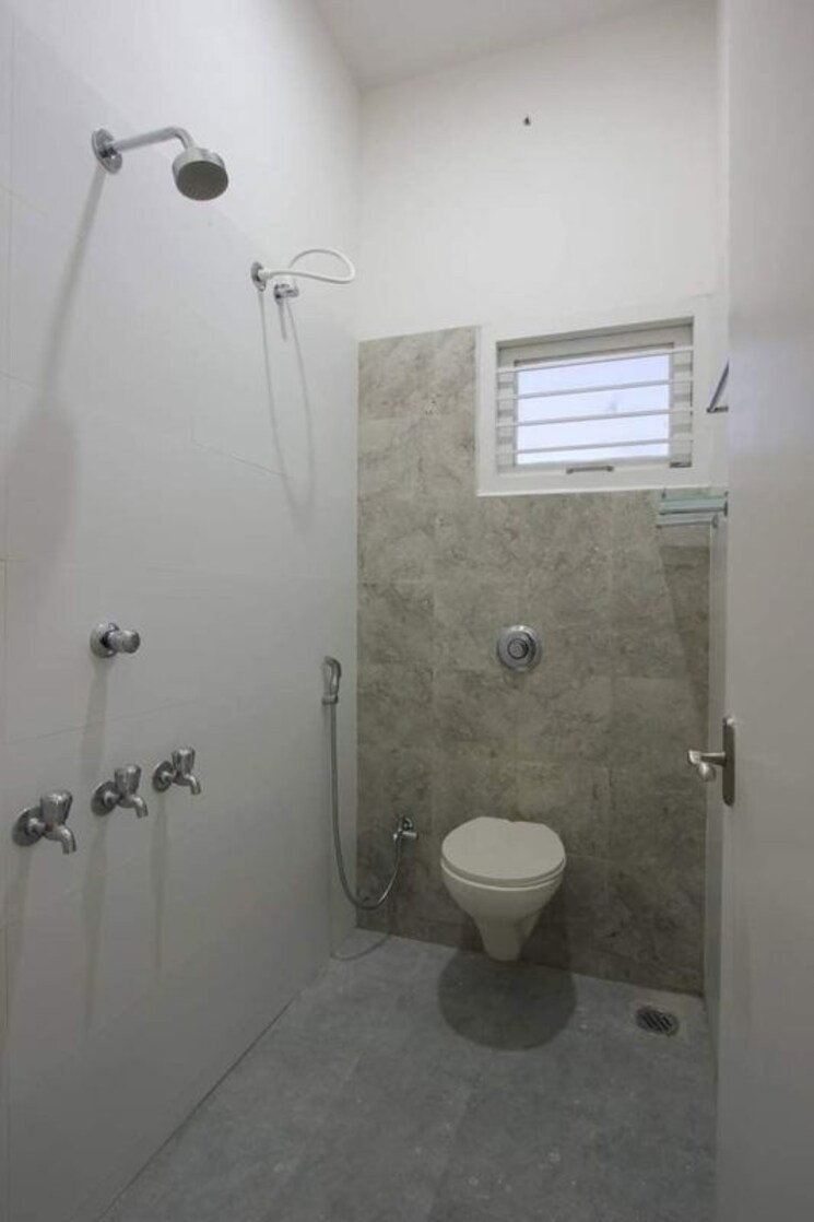 Bathroom, blue-bell-chembur 3 Bedroom 1000 Sq.Ft. Apartment In Chembur Mumbai 9819664