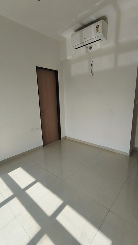 2 BHK + Pooja Room,Study Room 700 Sq.Ft. Apartment in Lodha Vista