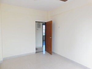 Room in 1 BHK Apartment at Vaibhavlaxmi Peak 25, Vikhroli East – for Rent