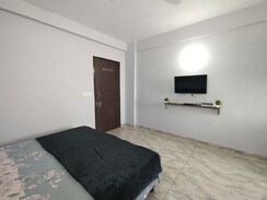 1 BHK Apartment For Rent in Lajpat Nagar I