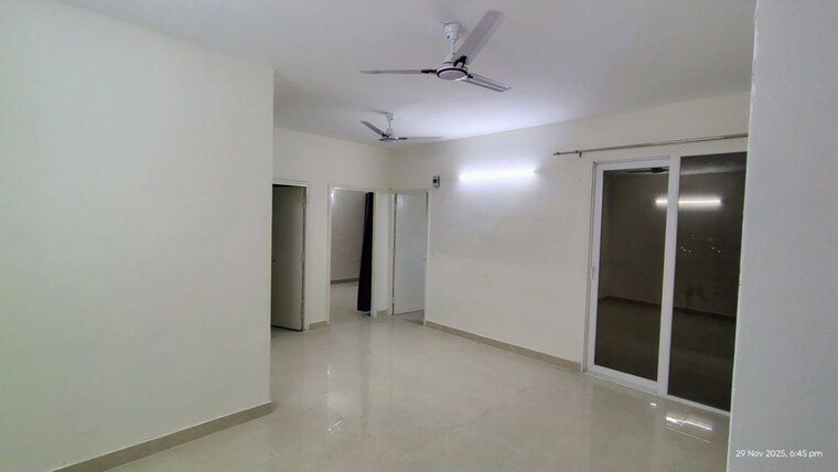 Room, pyramid-altia 3 Bedroom 742 Sq.Ft. Apartment In Sector 70 Gurgaon 9819735