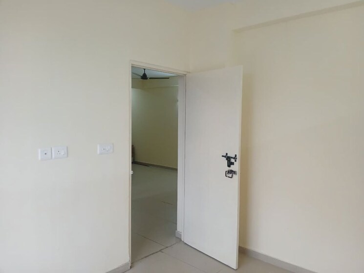 Room, pyramid-altia 3 Bedroom 742 Sq.Ft. Apartment In Sector 70 Gurgaon 9819742