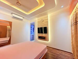 Bedroom in 2 BHK Apartment at Piramal Vaikunth, Balkum Pada – for Rent