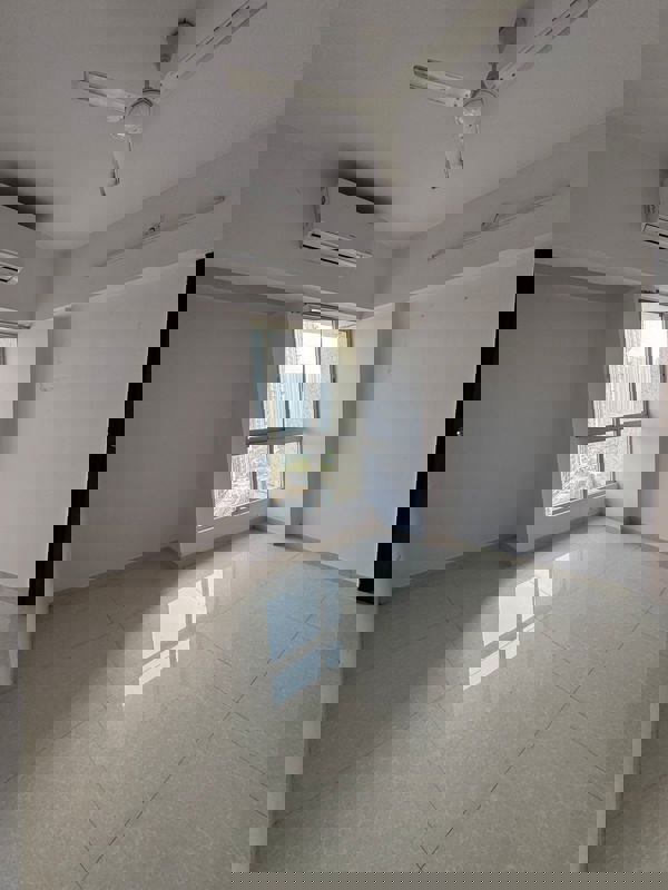 1.5 BHK Apartment For Sale in Lodha Amara