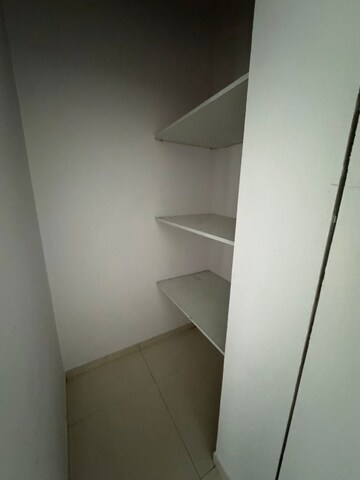 Furnished Amenities in 1.5 BHK Apartment at Lodha Amara, Kolshet Road – for Sale