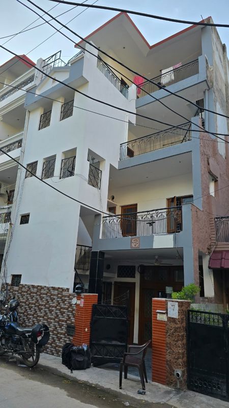 2 BHK 1000 Sq.Ft. Independent House in Housing Board Colony Sector 17