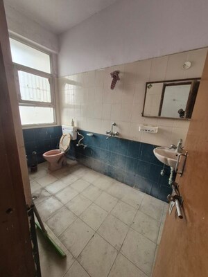 Bathroom in 2 BHK Apartment at Durgakund – for Rent