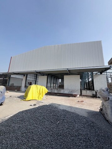  Warehouse For Rent in Sisandi Road