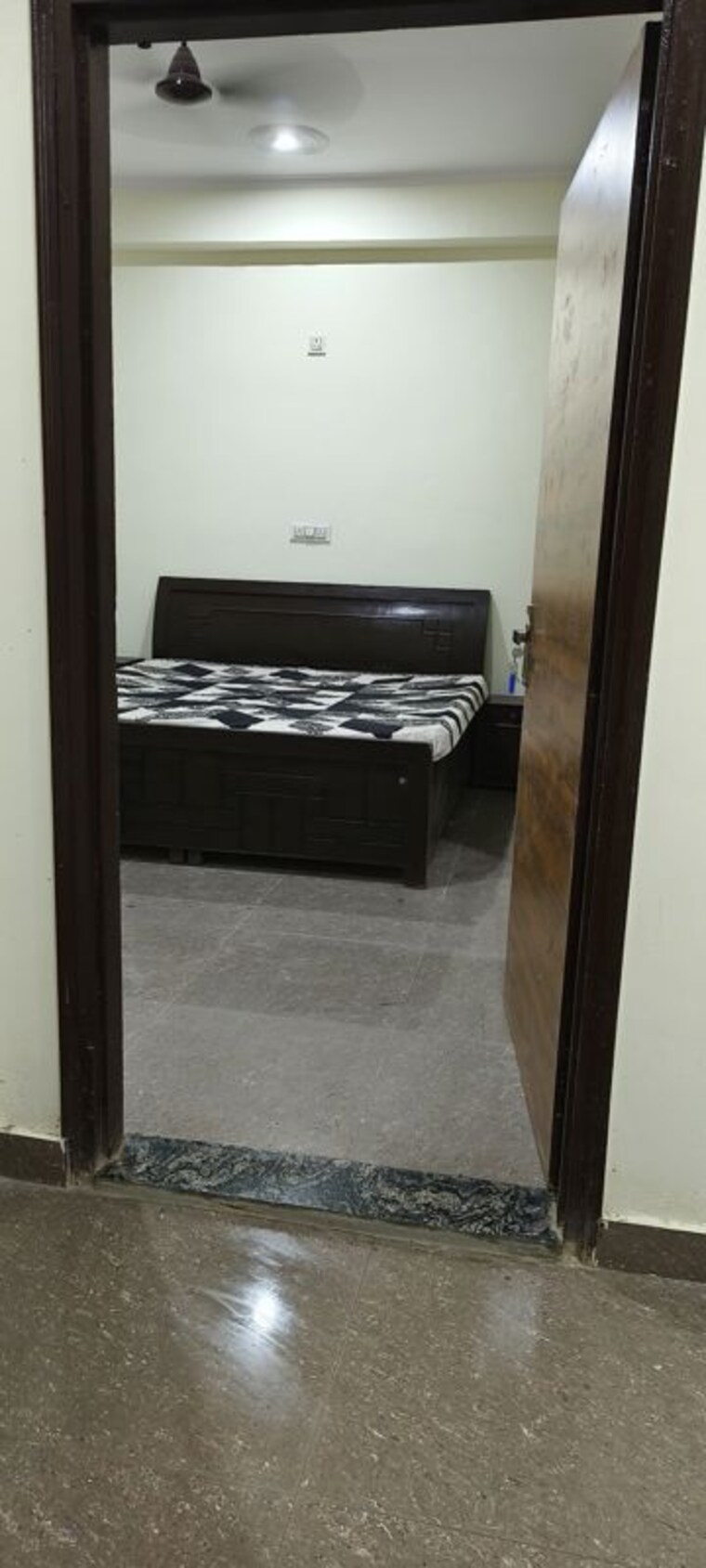 Bedroom, shree-krishna-apartments-noida 1.5 Bedroom 650 Sq.Ft. Apartment In Sector 117 Noida 9819795
