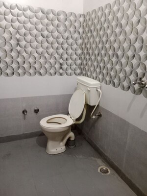 Bathroom in 1.5 BHK Builder Floor at Ansals Sushant City – for Rent