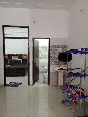 Living Room in 1.5 BHK Builder Floor at Ansals Sushant City – for Rent