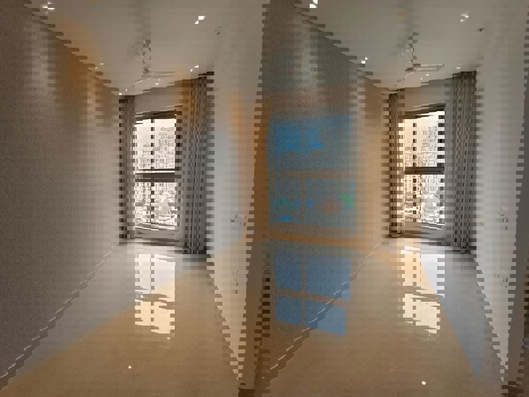 1 BHK + Pooja Room Apartment For Rent in Hiranandani Regent Hill