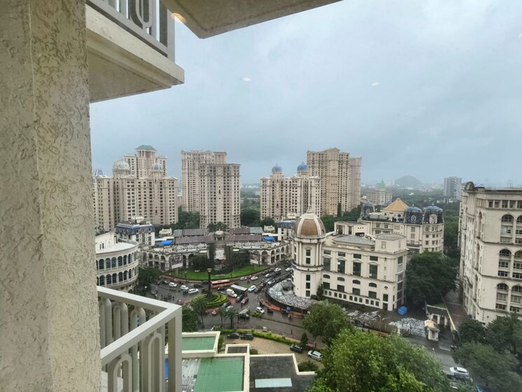 Exterior View, hiranandani-regent-hill 1 Bedroom 379 Sq.Ft. Apartment In Powai Mumbai 9819823