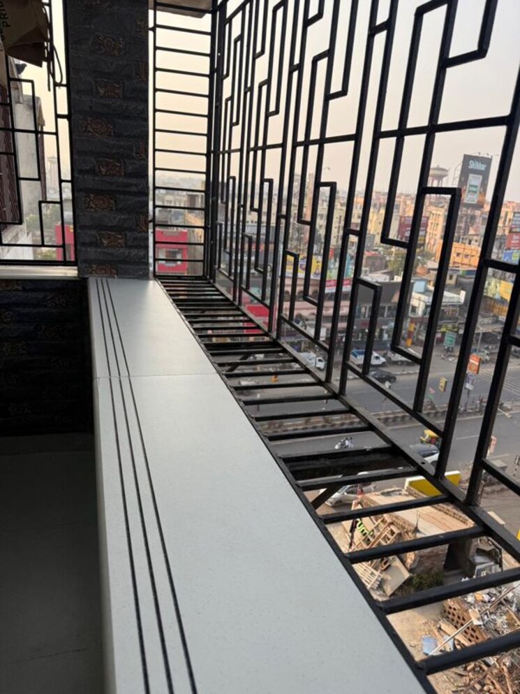 Balcony, sinchi-tower 2 Bedroom 830 Sq.Ft. Apartment In Sodepur Kolkata 9819834