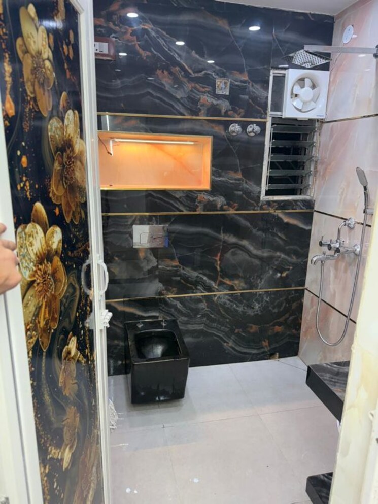 Attached Bathroom, sinchi-tower 2 Bedroom 830 Sq.Ft. Apartment In Sodepur Kolkata 9819834