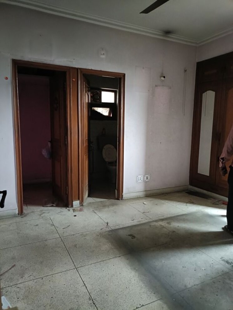 Room, abhiyanta-apartment 3 Bedroom 1450 Sq.Ft. Apartment In Vasundhara Enclave Delhi 9455512