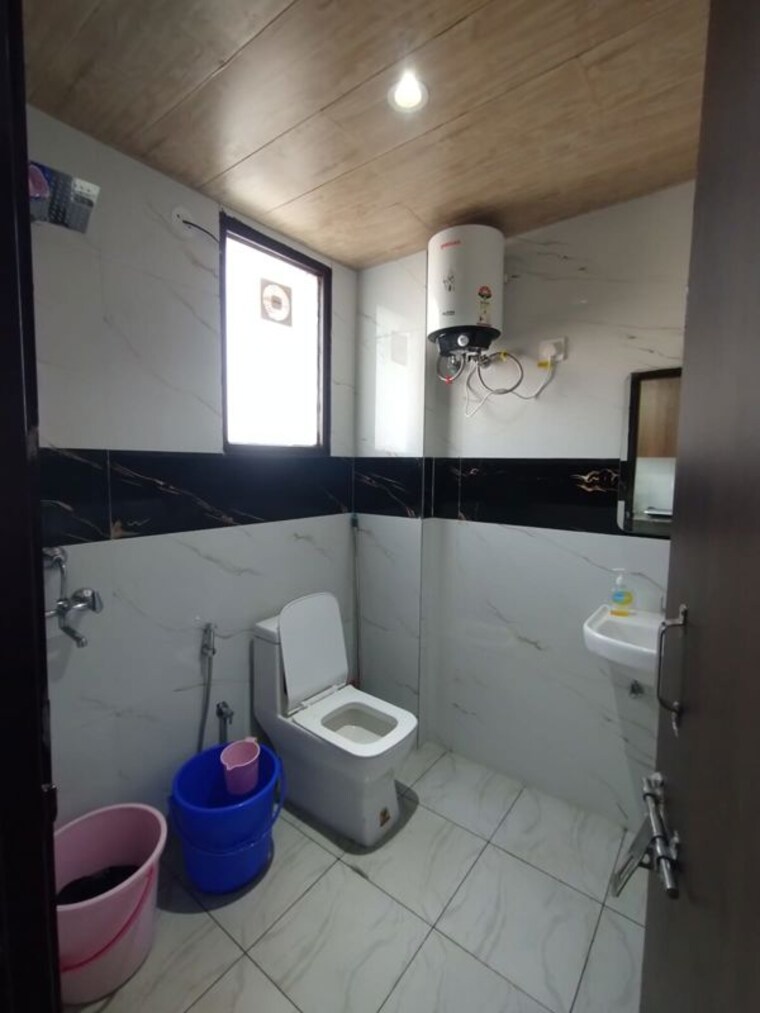 Master Bedroom, lajpat nagar ii 1 Bedroom 950 Sq.Ft. Apartment In Lajpat Nagar ii Delhi 9819860