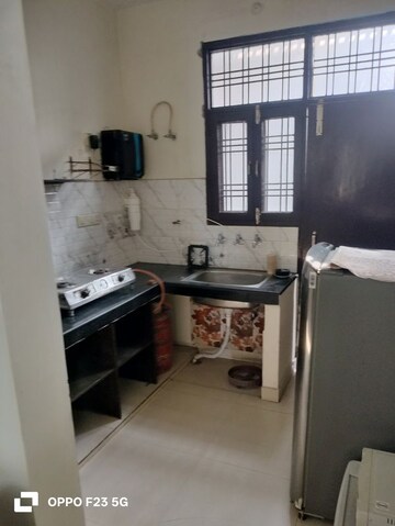 Kitchen in 1 BHK Builder Floor at Gomti Nagar – for Rent