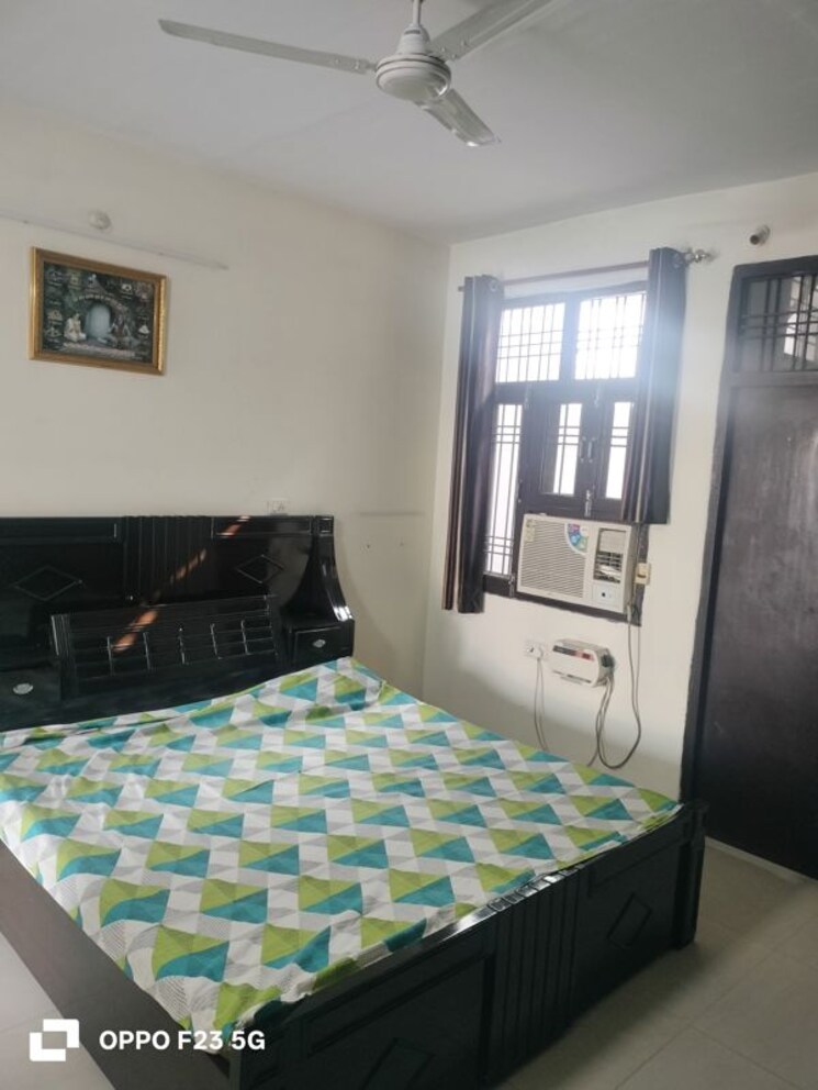 Bedroom, gomti nagar 1 Bedroom 1230 Sq.Ft. Builder Floor In Gomti Nagar Lucknow 9819885