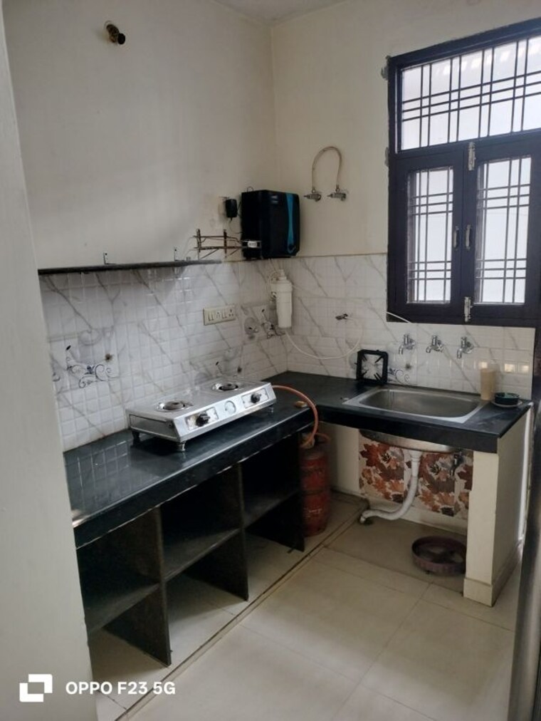 Kitchen, gomti nagar 1 Bedroom 1230 Sq.Ft. Builder Floor In Gomti Nagar Lucknow 9819885