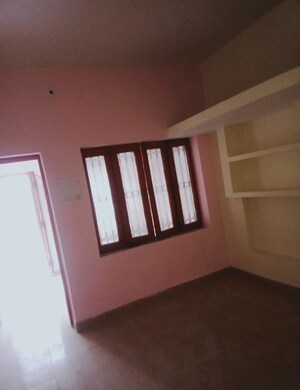 Room in 2 BHK Villa at Aliganj – for Rent