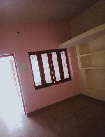 Room in 2 BHK Villa at Aliganj – for Rent