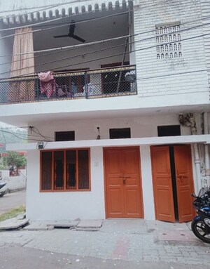2 BHK Villa – Exterior View View at Aliganj - for Rent