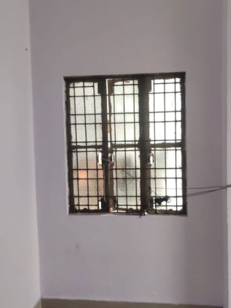 Room, vikas nagar 1 Bedroom 910 Sq.Ft. Villa In Vikas Nagar Lucknow 9819891