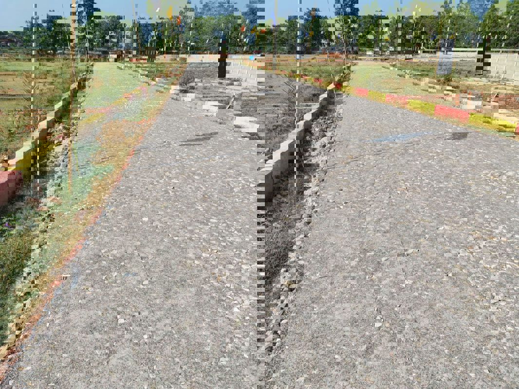 Plot For Sale in Vidhi Estate