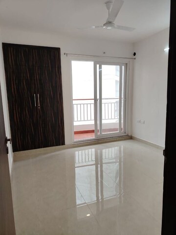 Room in 2 BHK Apartment at Rishita Mulberry Heights, Sushant Golf City – for Rent