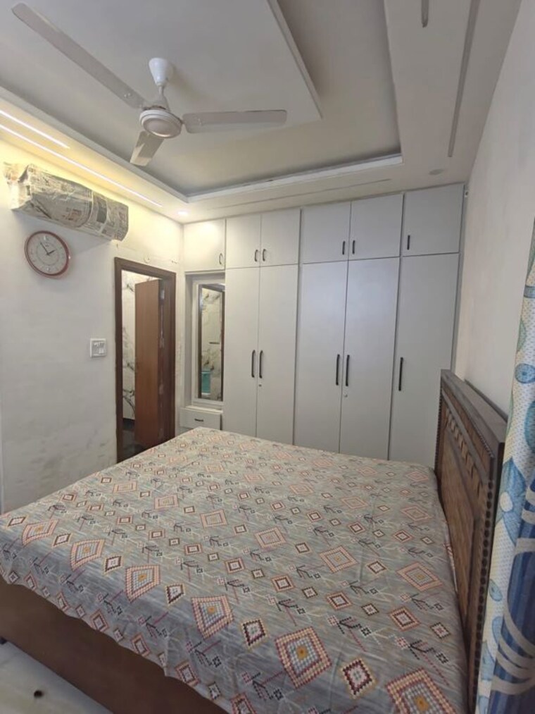Bedroom, lajpat nagar 2 Bedroom 900 Sq.Ft. Builder Floor In Lajpat Nagar Delhi 9819935