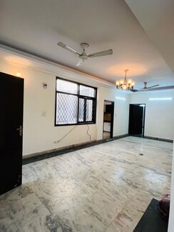 3 BHK Builder Floor For Rent in Saket