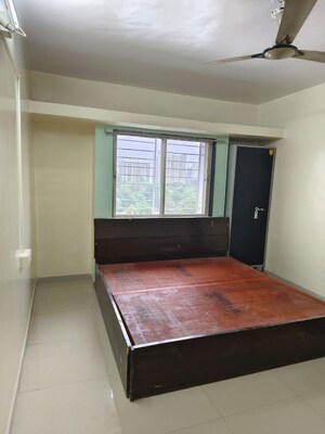 Room in 1 BHK Apartment at Dp Road – for Rent