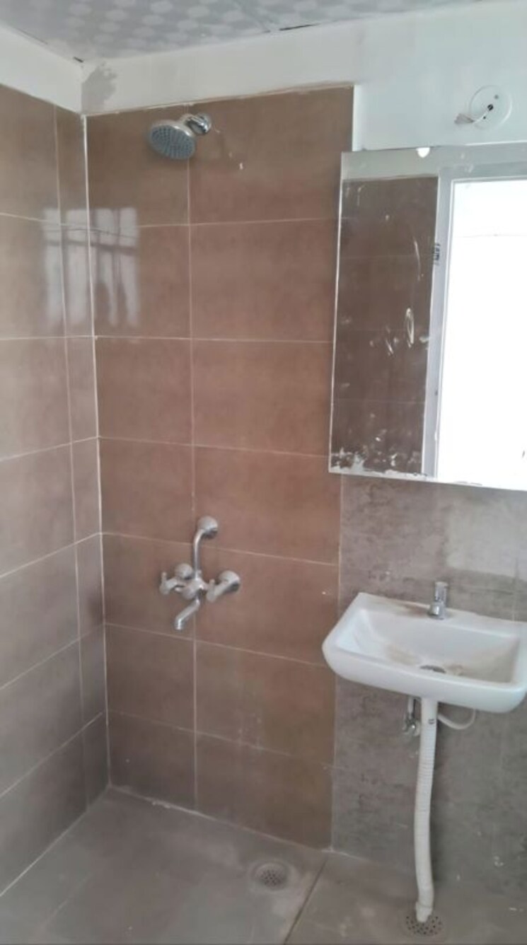 Master Bedroom, suncity-avenue-76 2 Bedroom 582 Sq.Ft. Apartment In Sector 76 Gurgaon 9820003