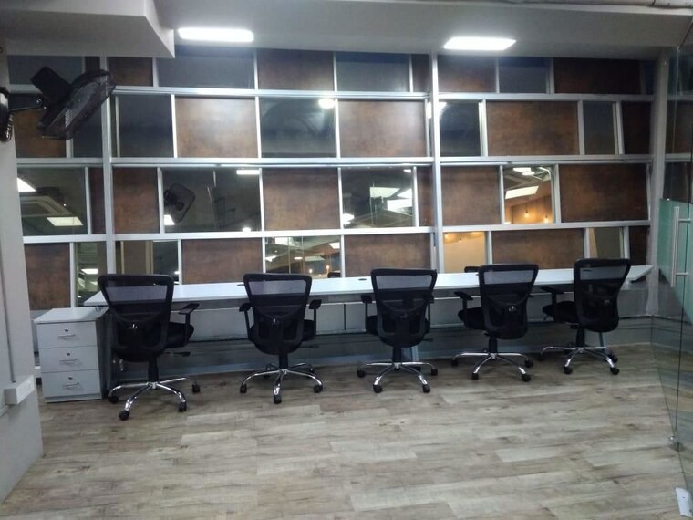 Team Area, solitaire-business-hub-viman-nagar Commercial Office Space 13615 Sq.Ft. In Viman Nagar Pune 9819998