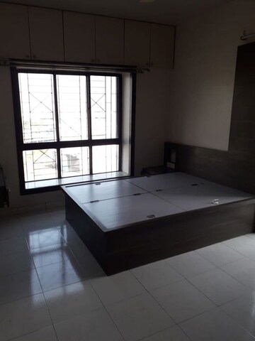 Bedroom in 3 BHK Apartment at Bhusari Colony – for Rent