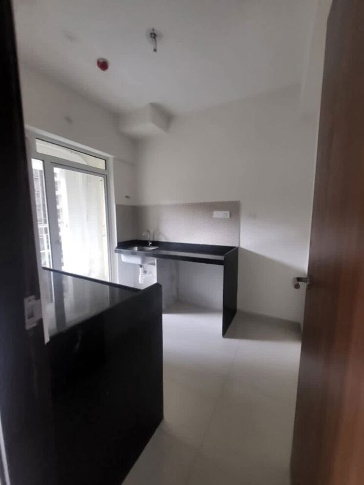 Kitchen, lodha-amara 2 Bedroom 900 Sq.Ft. Apartment In Kolshet Road Thane 9820046