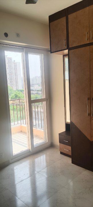 2 BHK Apartment For Rent in MRG The Balcony
